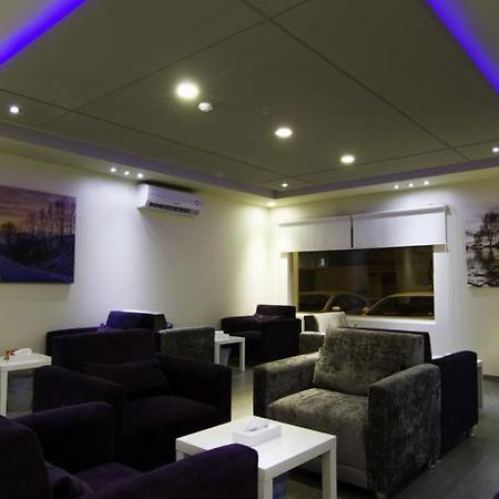 Rofan House Serviced Apartments Riaad Buitenkant foto