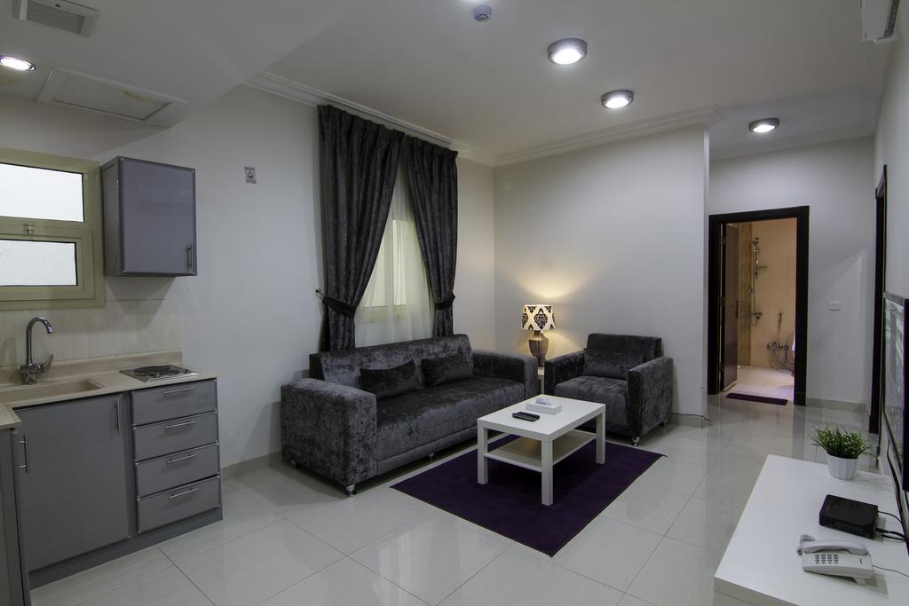Rofan House Serviced Apartments Riaad Kamer foto