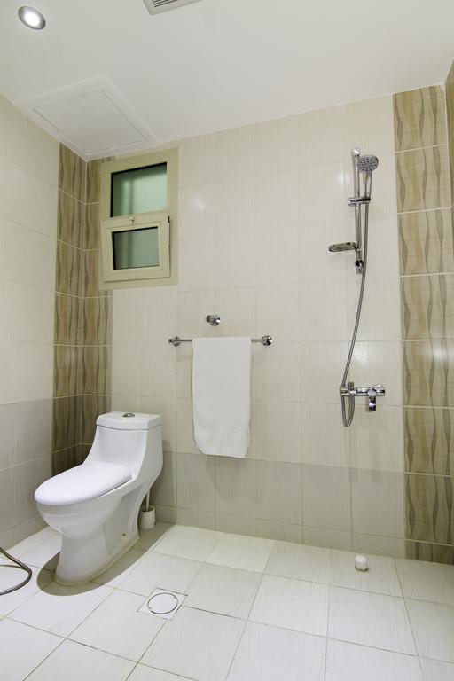 Rofan House Serviced Apartments Riaad Kamer foto
